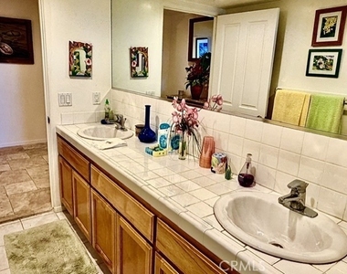 1361 W 35th Street - Photo Thumbnail 23
