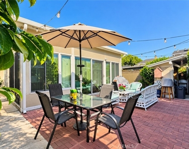 1520 Beech Avenue - Photo Thumbnail 1