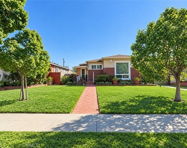 1520 Beech Avenue - Photo Thumbnail 7