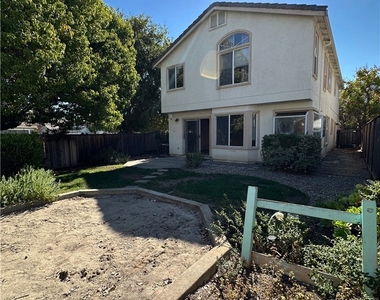 1115 Sage Hill Drive - Photo Thumbnail 33