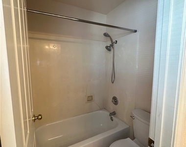 1115 Sage Hill Drive - Photo Thumbnail 18