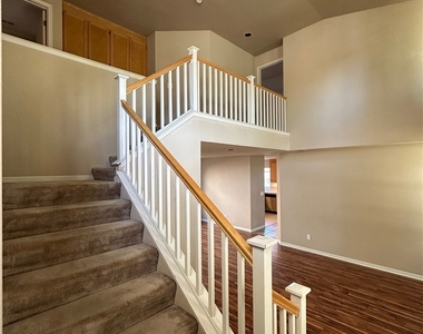 1115 Sage Hill Drive - Photo Thumbnail 11