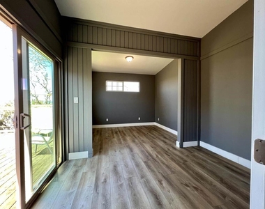 2820 Highlands Boulevard - Photo Thumbnail 13