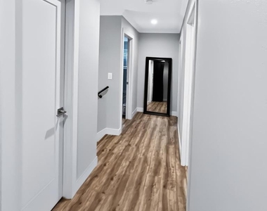 3701 Catalina Drive - Photo Thumbnail 43