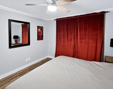 3701 Catalina Drive - Photo Thumbnail 45