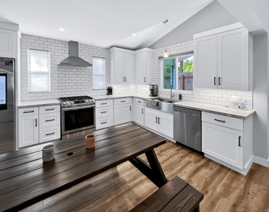 3701 Catalina Drive - Photo Thumbnail 28