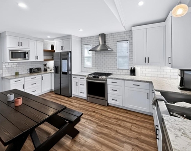 3701 Catalina Drive - Photo Thumbnail 23