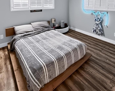 3701 Catalina Drive - Photo Thumbnail 35