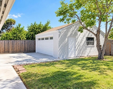 501 43rd Street - Photo Thumbnail 22