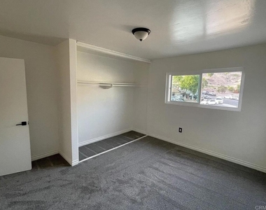 6977 Dock Court - Photo Thumbnail 12
