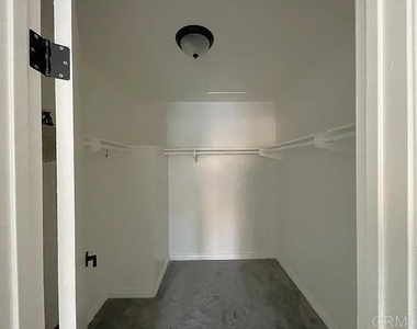 6977 Dock Court - Photo Thumbnail 14