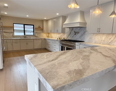 5219 E Gatewood - Photo Thumbnail 3
