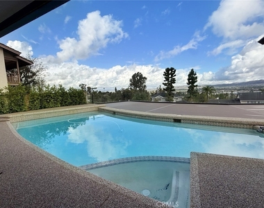 5219 E Gatewood - Photo Thumbnail 10