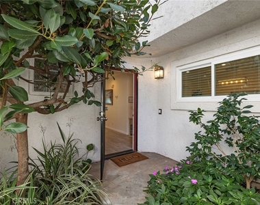 14 Vista Lago - Photo Thumbnail 3