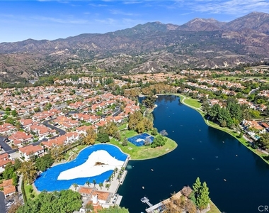 14 Vista Lago - Photo Thumbnail 30
