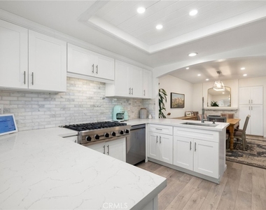 14 Vista Lago - Photo Thumbnail 9