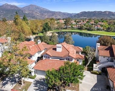 14 Vista Lago - Photo Thumbnail 1