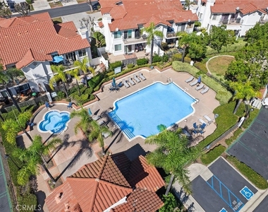 14 Vista Lago - Photo Thumbnail 32