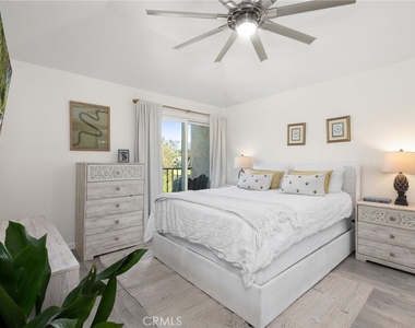 14 Vista Lago - Photo Thumbnail 17