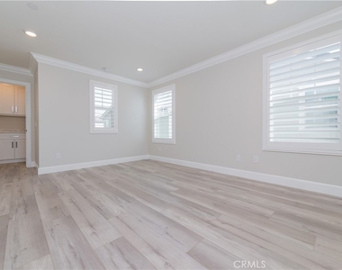 7374 Shorthorn St - Photo Thumbnail 14
