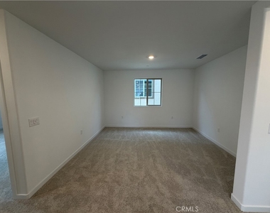 9549 Zion Avenue - Photo Thumbnail 12