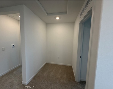 9549 Zion Avenue - Photo Thumbnail 11