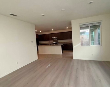 3151 E Olympic - Photo Thumbnail 5