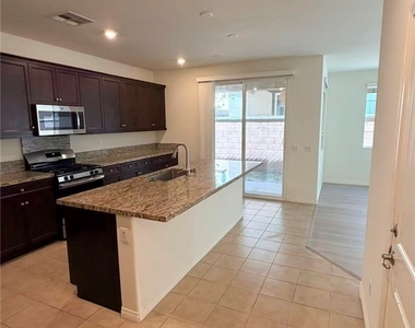 3151 E Olympic - Photo Thumbnail 2