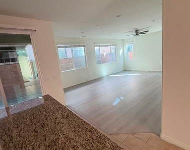 3151 E Olympic - Photo Thumbnail 4