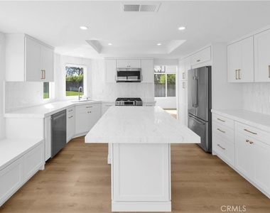 28762 Rancho Del Lago - Photo Thumbnail 3