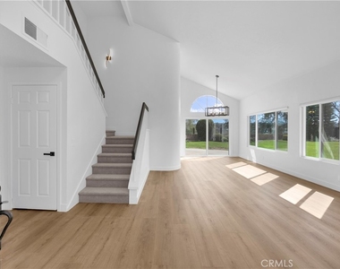 28762 Rancho Del Lago - Photo Thumbnail 17