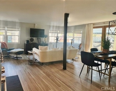 202 Tremont - Photo Thumbnail 7