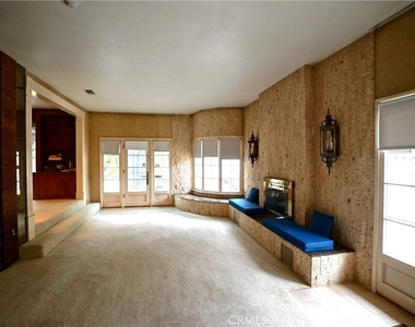 6470 Palm Avenue - Photo Thumbnail 5