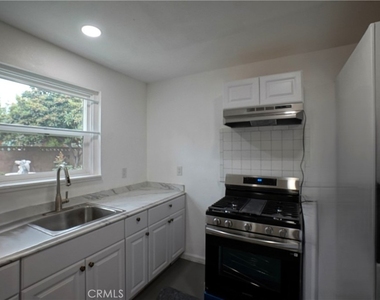 6470 Palm Avenue - Photo Thumbnail 10