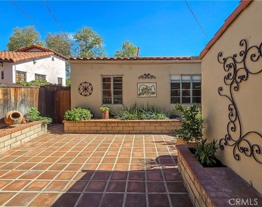 395 Adams Avenue - Photo Thumbnail 40
