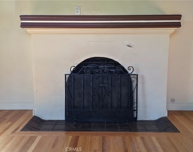 395 Adams Avenue - Photo Thumbnail 8