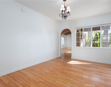 395 Adams Avenue - Photo Thumbnail 15