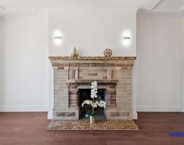177 Lawrence Ave - Photo Thumbnail 6