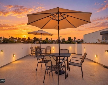 627 N Dillon Street - Photo Thumbnail 25