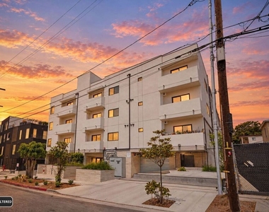 627 N Dillon Street - Photo Thumbnail 27