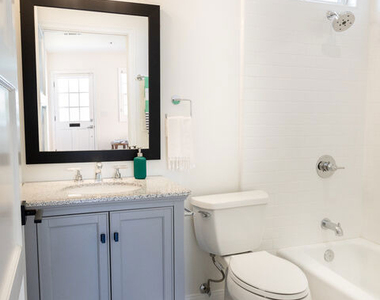6111 S Harcourt Avenue - Photo Thumbnail 27