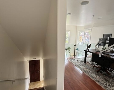 10389 Almayo Avenue - Photo Thumbnail 38