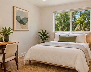 10389 Almayo Avenue - Photo Thumbnail 11