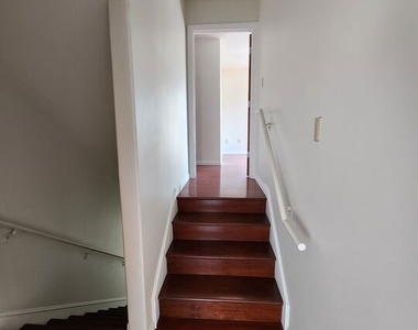 10389 Almayo Avenue - Photo Thumbnail 28