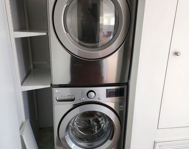 10389 Almayo Avenue - Photo Thumbnail 21