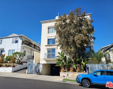 10389 Almayo Avenue - Photo Thumbnail 1