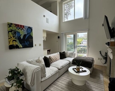 10389 Almayo Avenue - Photo Thumbnail 26