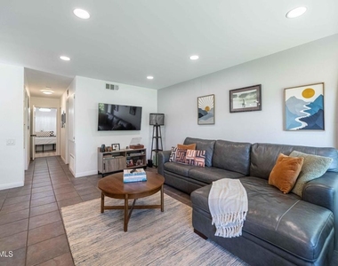2278 Moss Court - Photo Thumbnail 2