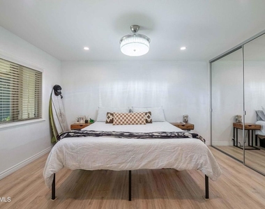 2278 Moss Court - Photo Thumbnail 13