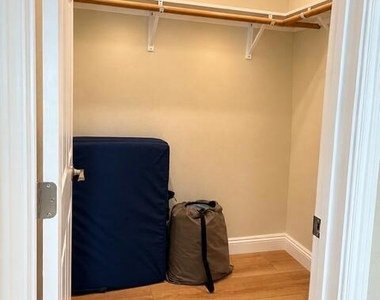 2454 Los Feliz Drive - Photo Thumbnail 11